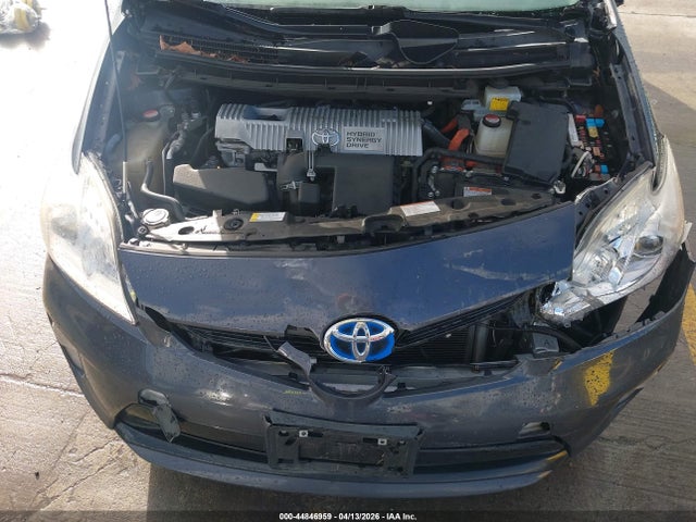 Продаж на аукціоні авто 2015 Toyota Prius Two, vin: JTDKN3DU7F0462783, номер лоту: 44846959
