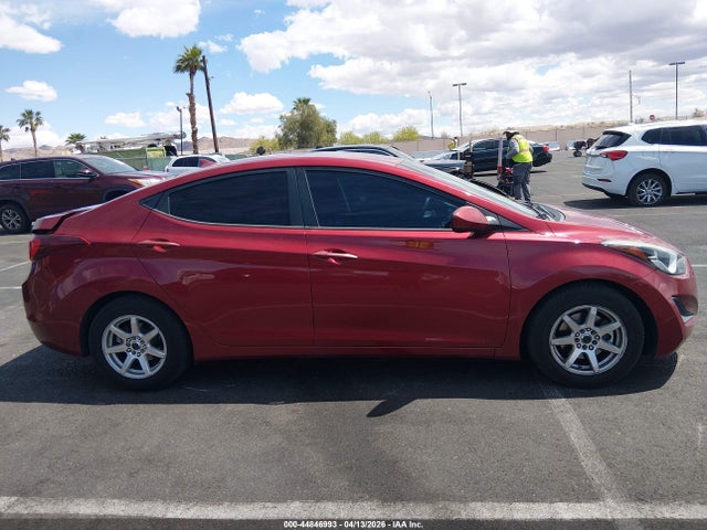 Hyundai ELANTRA SE 2015 5NPDH4AE9FH651831 Image 13