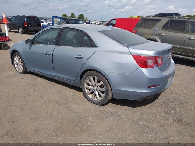 2013 CHEVROLET MALIBU 1G11H5SA3DU135609 Photo 2