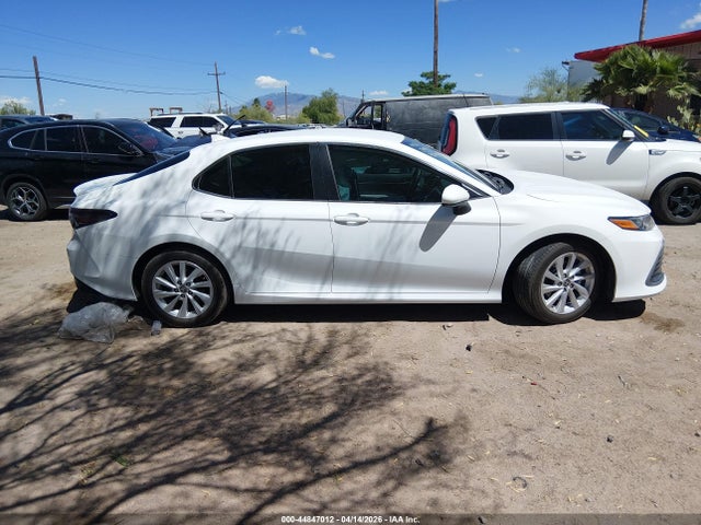 Toyota CAMRY LE 2024 4T1C11AK4RU223157 Image 13