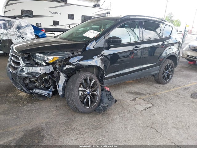 1FMCU0G90HUB91649 Ford ESCAPE SE