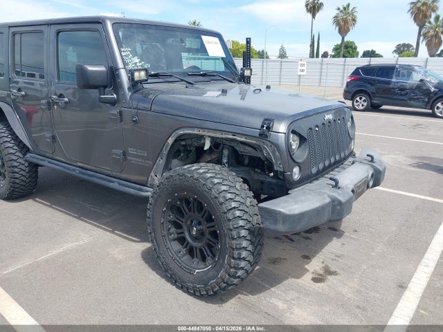1C4BJWDG0GL311002 Jeep Wrangler Unlimited Sport