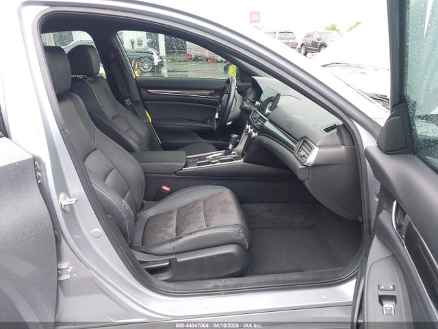 1HGCV1F34KA028825 Honda Accord Sport