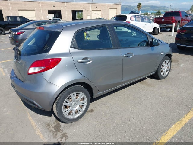 JM1DE1KZ6E0184825 Mazda Mazda2 Sport