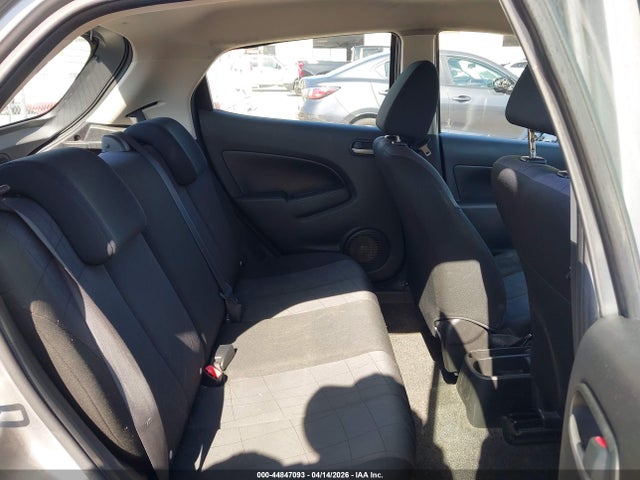 JM1DE1KZ6E0184825 Mazda Mazda2 Sport