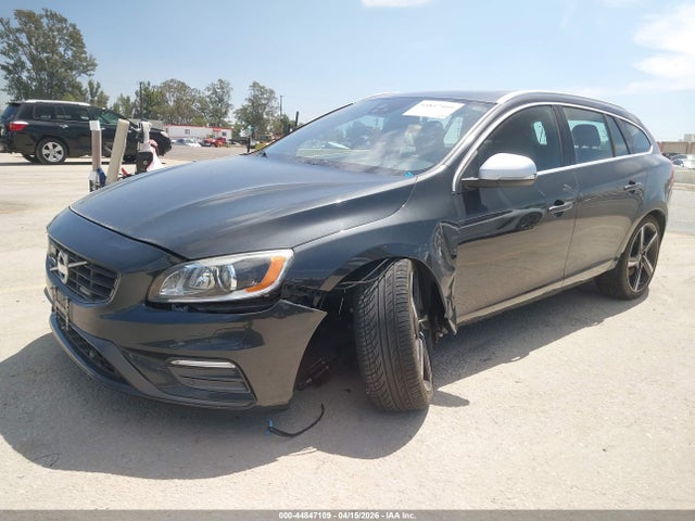 YV1902SG9F1204595 Volvo V60 T6 R-design