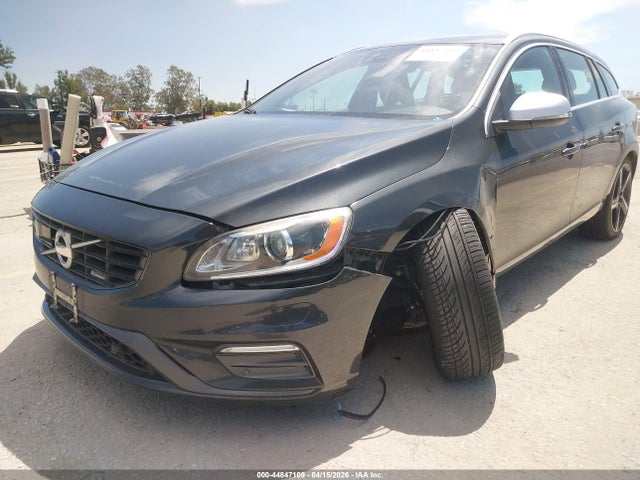 YV1902SG9F1204595 Volvo V60 T6 R-design