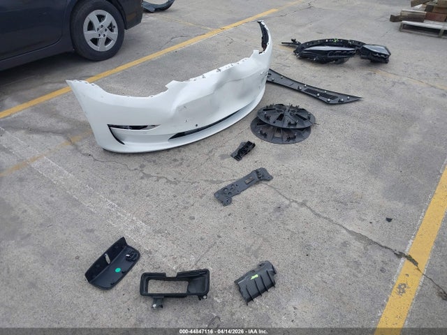 Tesla Model 3 Standard Range Plus Rear-wheel Drive 2021 5YJ3E1EA7MF013647 Image 12