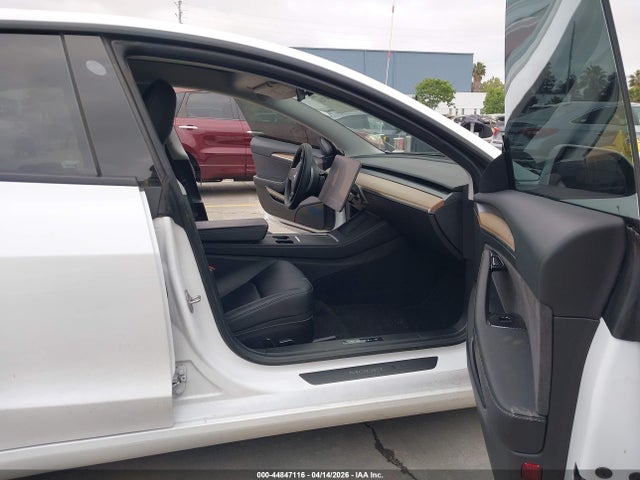 Tesla Model 3 Standard Range Plus Rear-wheel Drive 2021 5YJ3E1EA7MF013647 Image 5