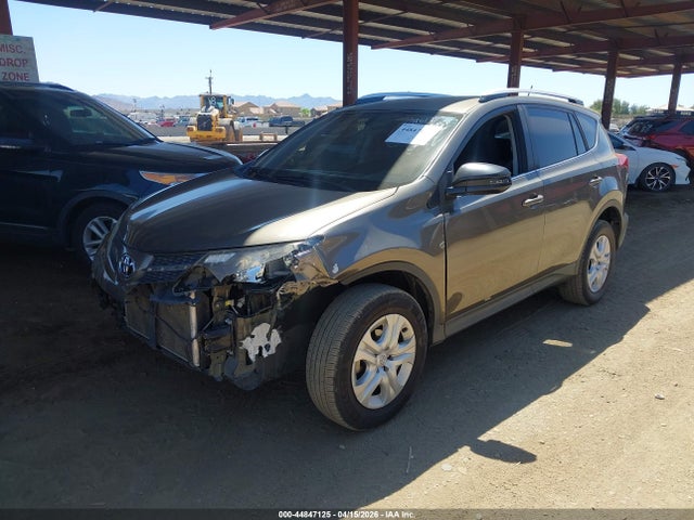 Toyota RAV4 LE 2014 JTMZFREV9ED041600 Image 2