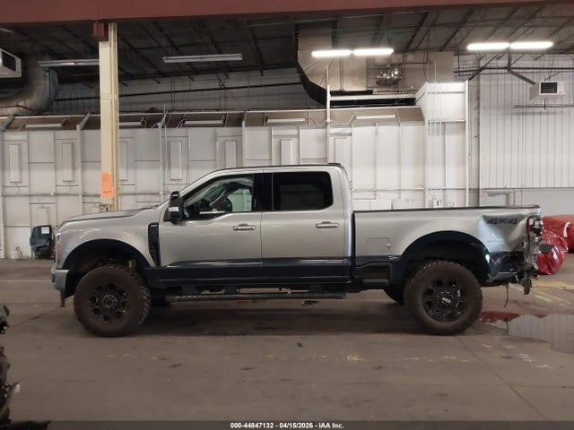 Ford F-350 Lariat 2023 1FT8W3BT1PEE12435 Image 14
