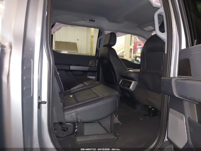 Ford F-350 Lariat 2023 1FT8W3BT1PEE12435 Image 8