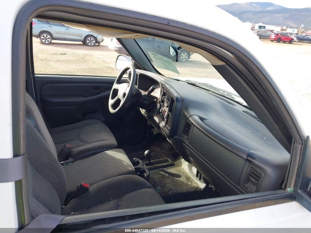 Продажа на аукционе авто 2004 Chevrolet Silverado 2500hd, vin: 1GCHK29UX4E223993, номер лота: 44847137