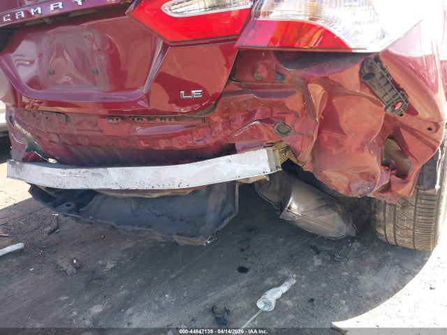 4T1B11HK0JU603179 Toyota CAMRY LE
