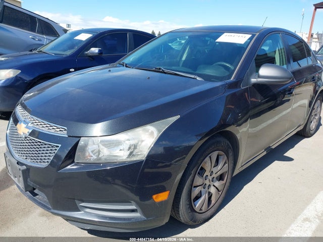 1G1PA5SG9E7137870 Chevrolet Cruze Ls Auto