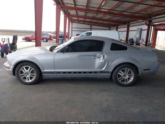 2007 FORD MUSTANG 1ZVFT80N875314811 Photo 5