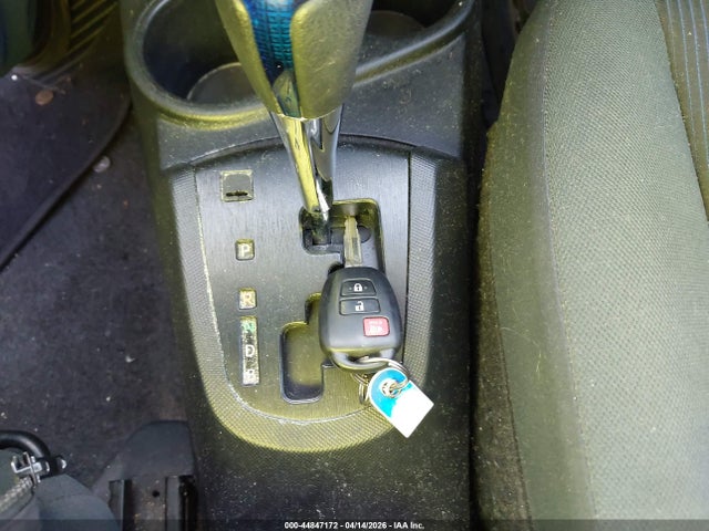 Toyota Prius C Two 2015 JTDKDTB35F1578846 Image 11