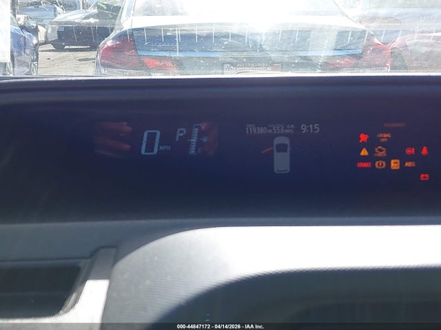 Toyota Prius C Two 2015 JTDKDTB35F1578846 Image 7