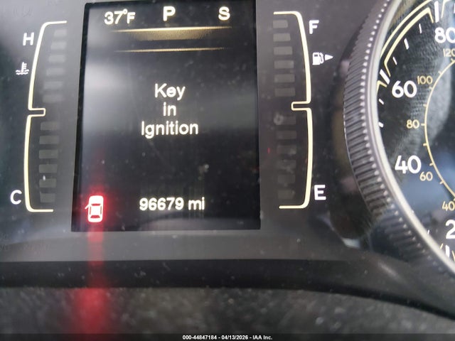 1C4PJMCS9GW269055 Jeep Cherokee Latitude