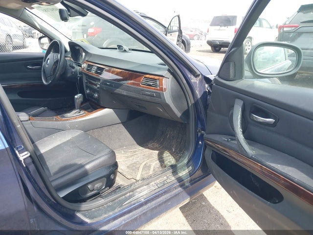 44847188 :رقم المزاد ، WBAPK5G52BNN28021 vin ، 2011 Bmw 328i Xdrive مزاد بيع