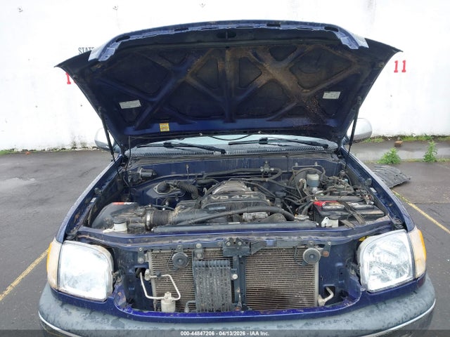 Продажа на аукционе авто 2000 Toyota Tundra Sr5 V8, vin: 5TBBT4411YS066021, номер лота: 44847206