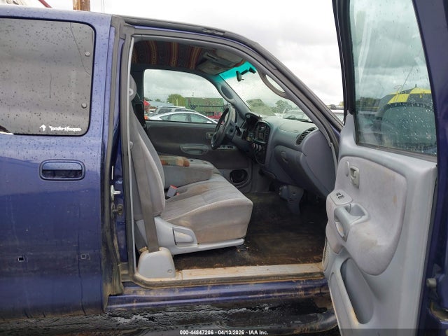 Продажа на аукционе авто 2000 Toyota Tundra Sr5 V8, vin: 5TBBT4411YS066021, номер лота: 44847206