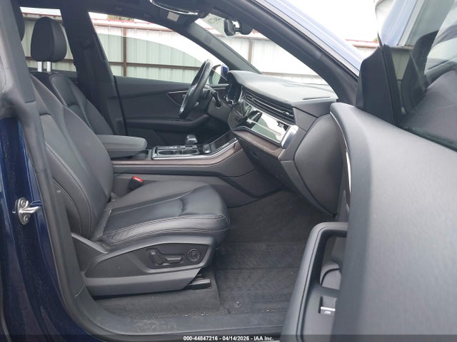 2019 Audi Q8 55 Premium მანქანა იყიდება აუქციონზე, vin: WA1EVAF17KD042121, აუქციონის ნომერი: 44847216