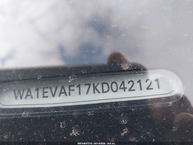 2019 Audi Q8 55 Premium მანქანა იყიდება აუქციონზე, vin: WA1EVAF17KD042121, აუქციონის ნომერი: 44847216