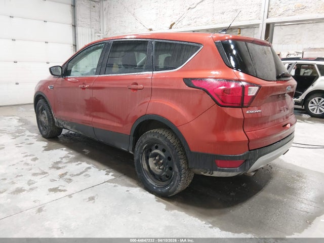 2019 FORD ESCAPE 1FMCU9GD3KUC35370 Photo 2