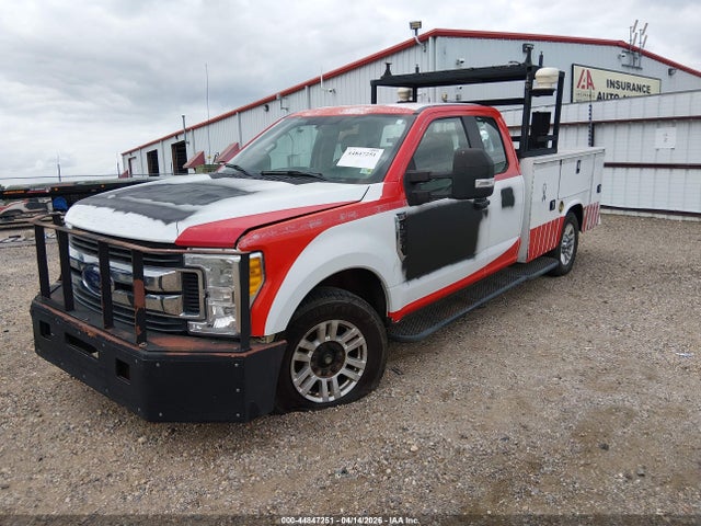 44847251 :رقم المزاد ، 1FD7X2A61HEB70550 vin ، 2017 Ford F-250 Xl مزاد بيع