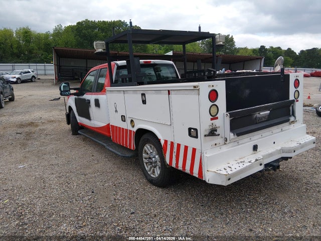 44847251 :رقم المزاد ، 1FD7X2A61HEB70550 vin ، 2017 Ford F-250 Xl مزاد بيع