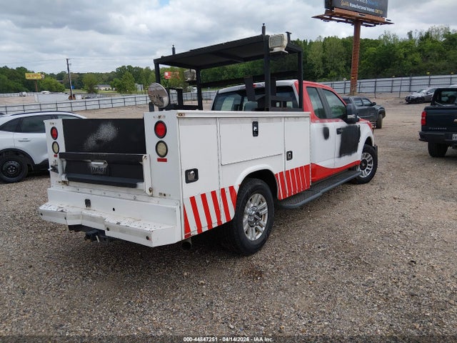 44847251 :رقم المزاد ، 1FD7X2A61HEB70550 vin ، 2017 Ford F-250 Xl مزاد بيع