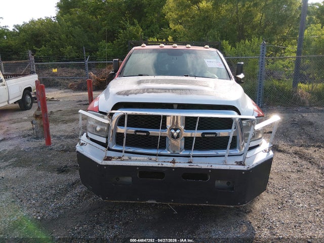 44847252 :رقم المزاد ، 3C7WRTCJ1JG259408 vin ، 2018 Ram 3500 Chassis Tradesman/slt/laramie مزاد بيع