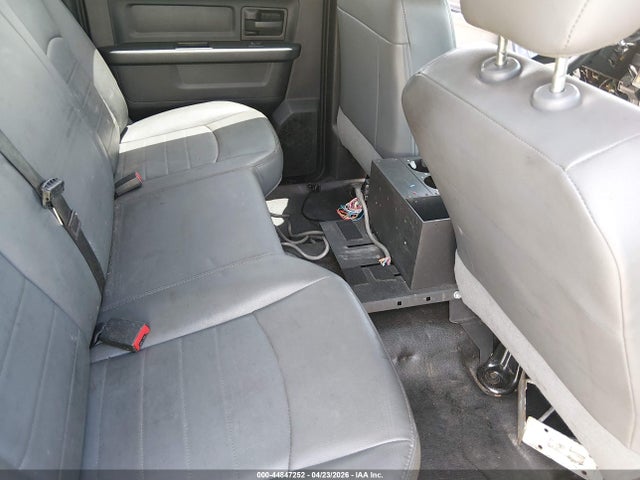 44847252 :رقم المزاد ، 3C7WRTCJ1JG259408 vin ، 2018 Ram 3500 Chassis Tradesman/slt/laramie مزاد بيع