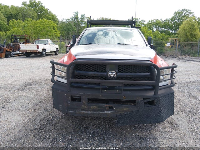 44847254 :رقم المزاد ، 3C6UR4HJ5JG274620 vin ، 2018 Ram 2500 Tradesman  4x2 8' Box مزاد بيع