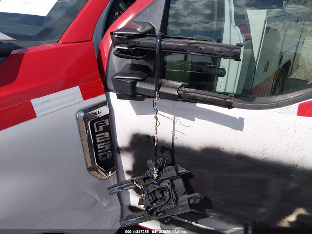 44847255 :رقم المزاد ، 1FTBF2B66KEF11898 vin ، 2019 Ford F-250 Xl مزاد بيع