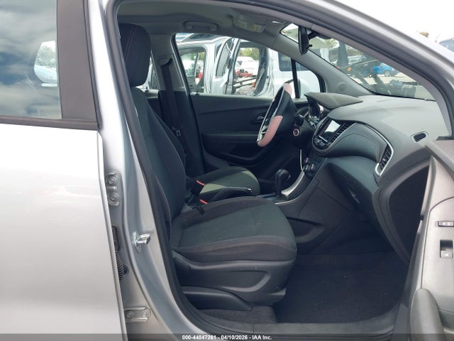 Chevrolet TRAX LS 2018 3GNCJKSB6JL284086 Image 5