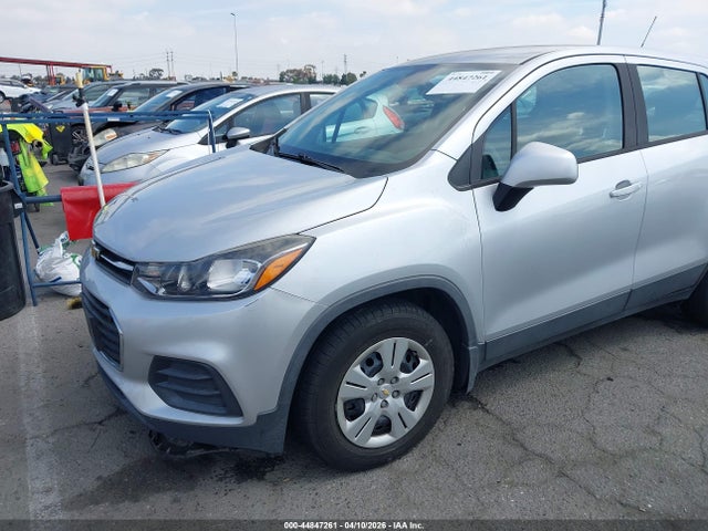 Chevrolet TRAX LS 2018 3GNCJKSB6JL284086 Image 6