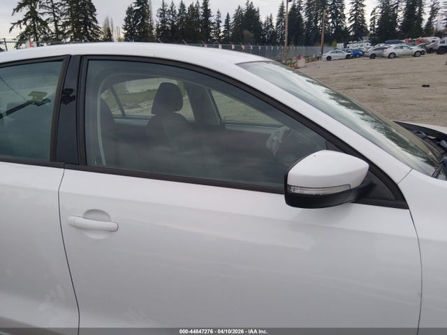 44847276 :رقم المزاد ، 3VWLL7AJ7BM123487 vin ، 2011 Volkswagen Jetta 2.0l Tdi مزاد بيع