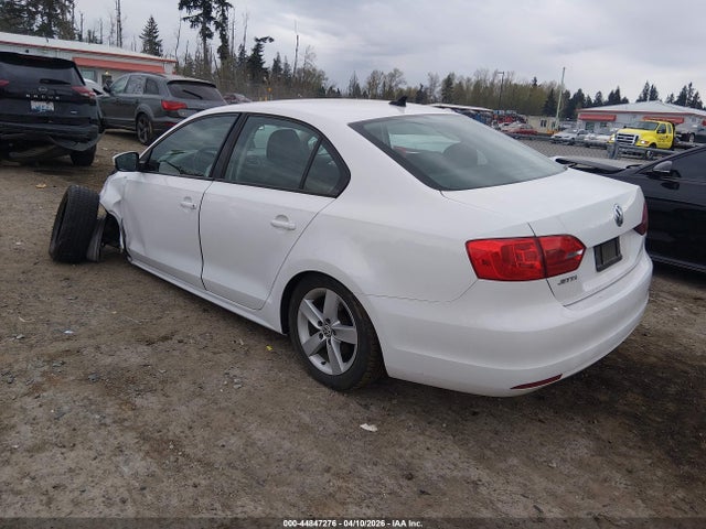 44847276 :رقم المزاد ، 3VWLL7AJ7BM123487 vin ، 2011 Volkswagen Jetta 2.0l Tdi مزاد بيع