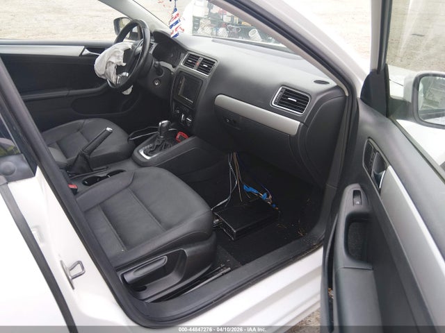 44847276 :رقم المزاد ، 3VWLL7AJ7BM123487 vin ، 2011 Volkswagen Jetta 2.0l Tdi مزاد بيع