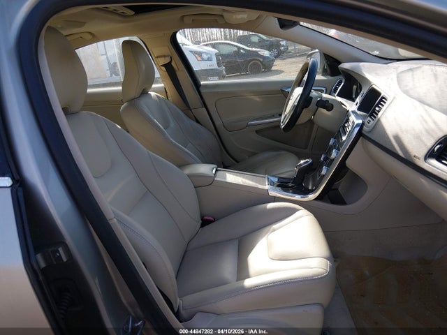 2015 VOLVO S60 YV126MFK4F2351279 Photo 4