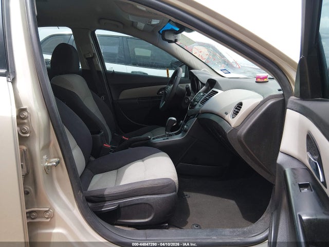 1G1PA5SH1E7345024 Chevrolet Cruze Ls Auto