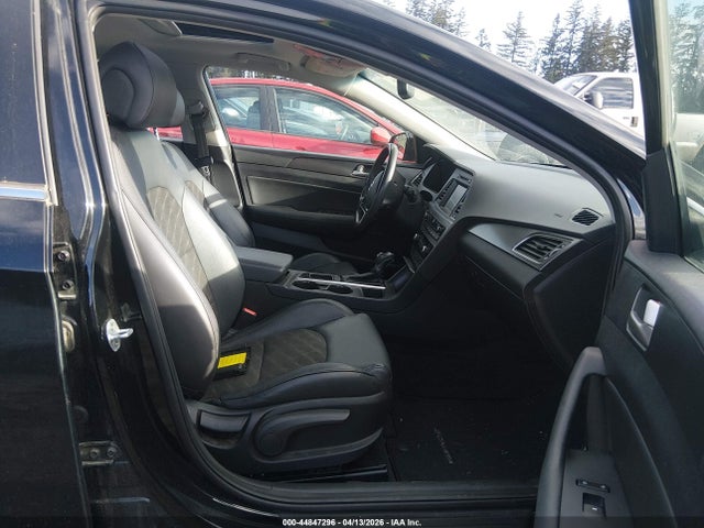 2017 HYUNDAI SONATA 5NPE34AF8HH439985 Photo 4