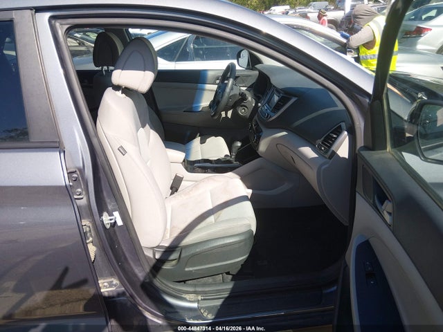44847314 :رقم المزاد ، KM8J23A48GU206425 vin ، 2016 Hyundai Tucson Se مزاد بيع