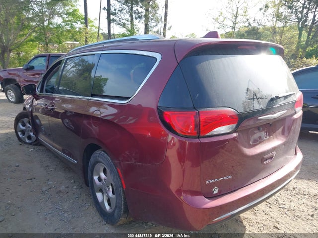 Продаж на аукціоні авто 2017 Chrysler Pacifica Touring-l Plus, vin: 2C4RC1EG2HR754643, номер лоту: 44847319