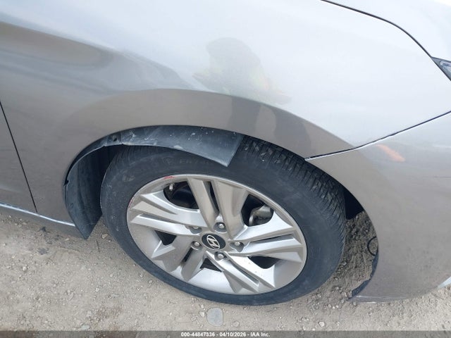KMHD84LF6KU782152 Hyundai ELANTRA SEL
