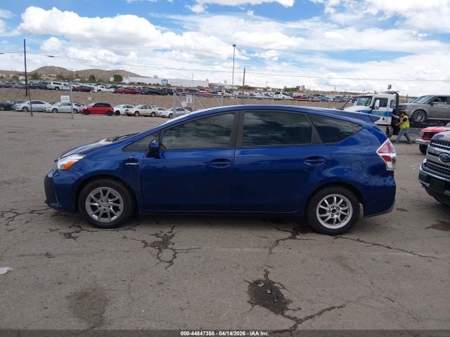 Toyota Prius V Four 2017 JTDZN3EU0HJ060761 Image 14