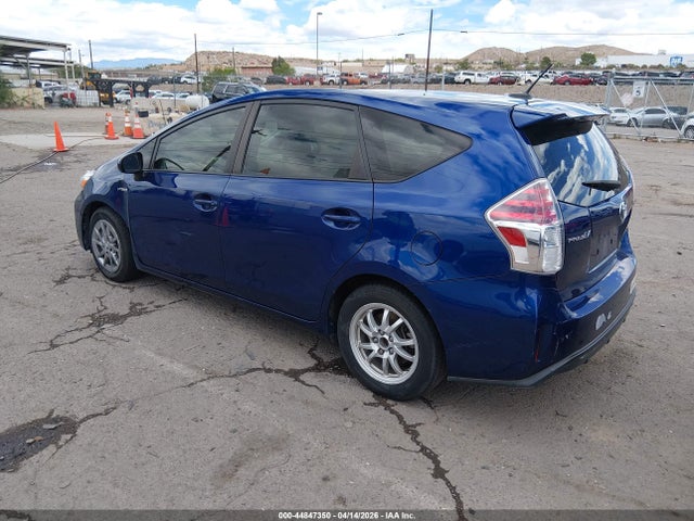 Toyota Prius V Four 2017 JTDZN3EU0HJ060761 Image 3