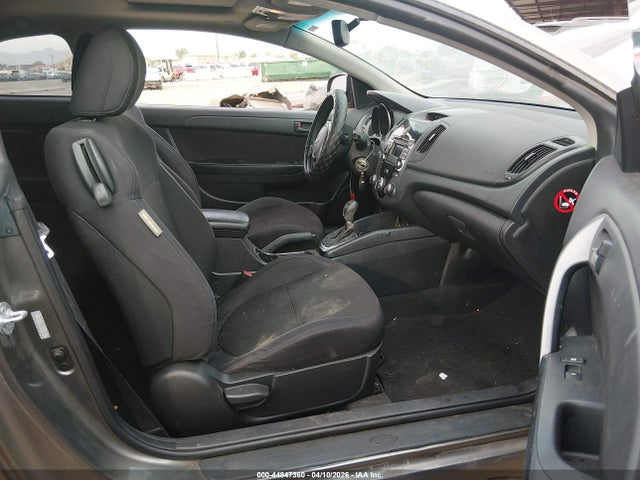44847360 :رقم المزاد ، KNAFU6A20B5450901 vin ، 2011 Kia Forte Koup Ex مزاد بيع